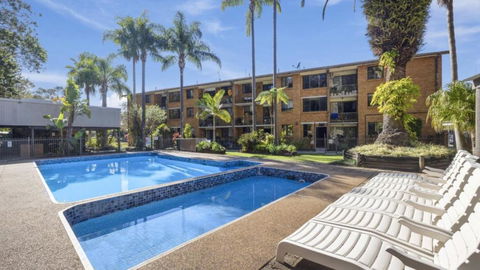 Affordable, Pet Friendly, Pool, Tennis, Beach - Palm Beach Accommodation 0