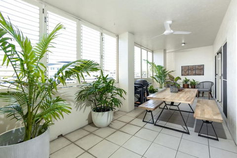 Afternoon Delight - Palm Beach Accommodation 3