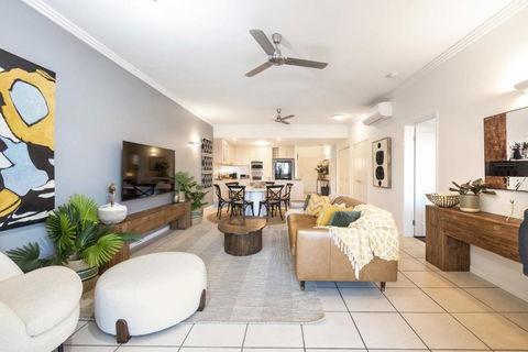 Afternoon Delight - Palm Beach Accommodation 0