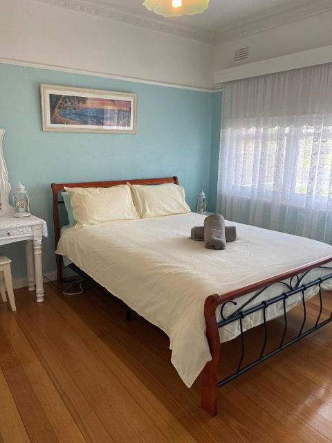 Ahoy Family Beach Escape - Palm Beach Accommodation 4