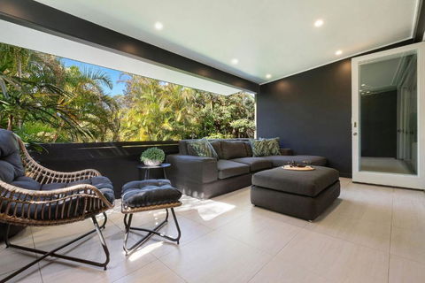 A Perfect Stay - Arya - Palm Beach Accommodation 0