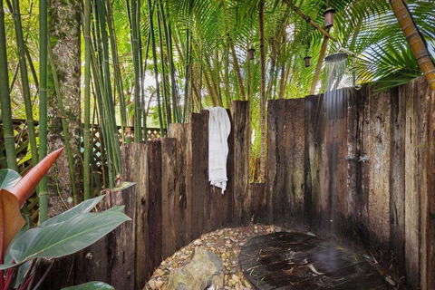 A Perfect Stay - Arya - Palm Beach Accommodation 2