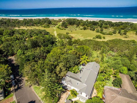 A Perfect Stay - Baby Blue - Palm Beach Accommodation 1