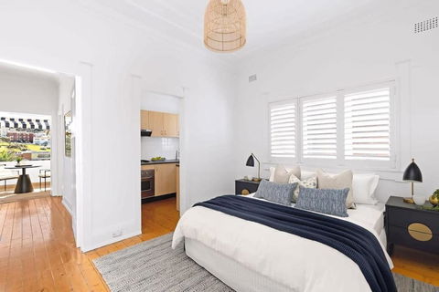 Absolute Seafront Bronte - Palm Beach Accommodation 2