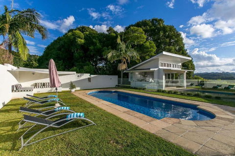 A Perfect Stay - Byrons Brae - Palm Beach Accommodation 3