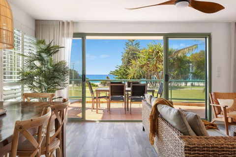 A Perfect Stay - Apartment 3 Surfside - Palm Beach Accommodation 0