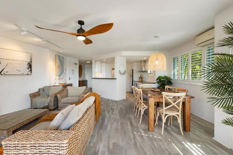 A Perfect Stay - Apartment 3 Surfside - Palm Beach Accommodation 3