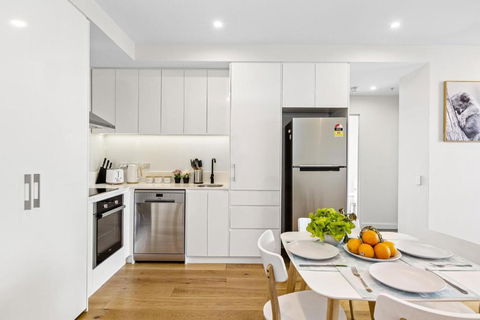Ambrosia - East End Hillside Haven - Palm Beach Accommodation 3