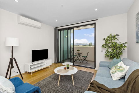Ambrosia - East End Hillside Haven - Palm Beach Accommodation 4