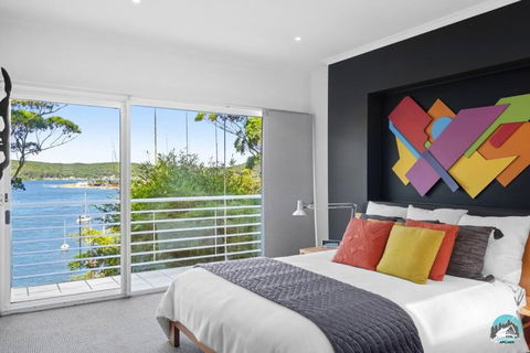 Aircabin - Daleys Point - Waterfront Retreat House - Palm Beach Accommodation 3