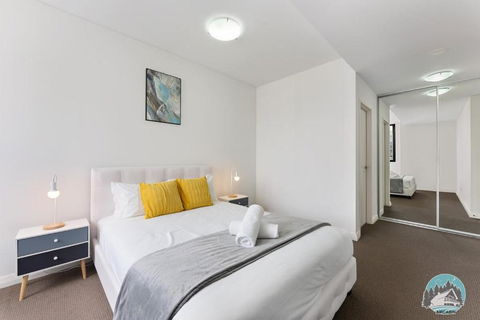 Aircabin - Rosebery - Lovely - 2 Beds Apt +Parking - Palm Beach Accommodation 3