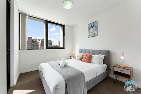 Aircabin - Rosebery - Lovely - 2 Beds Apt +Parking - Palm Beach Accommodation 4
