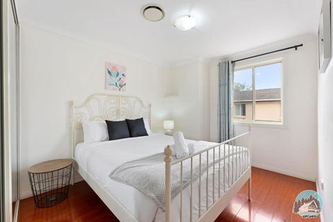 Aircabin - Seven Hills - Lovely - 3 Beds Townhouse - Palm Beach Accommodation 4