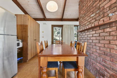Aireys 15 - Palm Beach Accommodation 4
