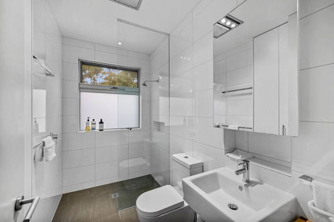 Aireys Bush Retreat - Palm Beach Accommodation 4