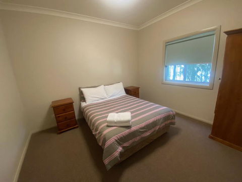 Airfield Tourist Park Temora - Palm Beach Accommodation 1