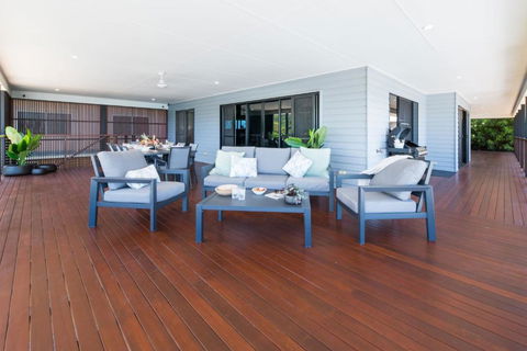 Airlie Oasis - Palm Beach Accommodation 3