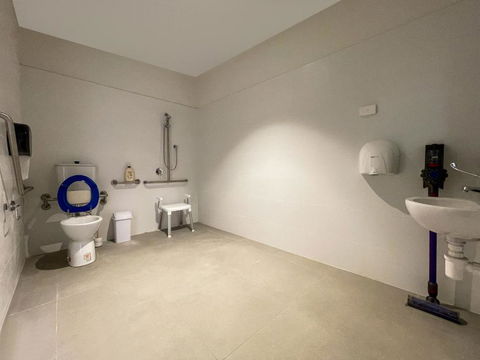 Airone Capsule Hotel - Palm Beach Accommodation 3