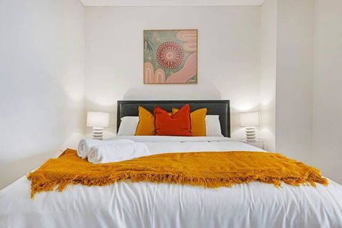 Airport And Waterview Retreat - Palm Beach Accommodation 3