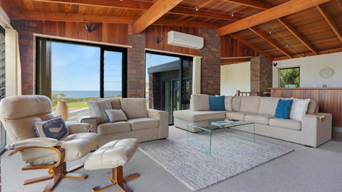 Aisling Saifir - Palm Beach Accommodation 2