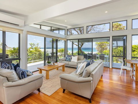 Aiyana - Palm Beach Accommodation 1