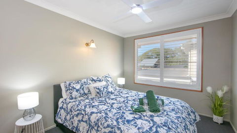 Akuli By The Sea - Unit 1 - FNHolidays - Palm Beach Accommodation 4