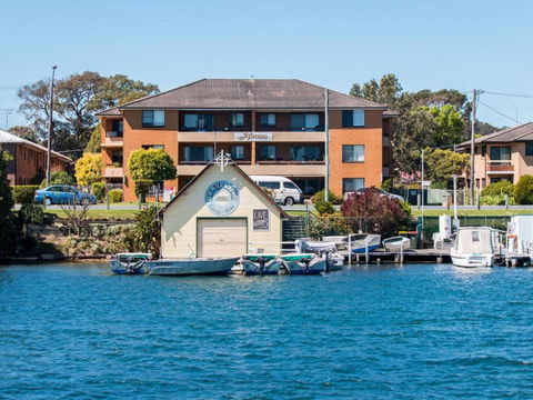 Akuna 3 Ground Floor Opposite Wallis Lake - Palm Beach Accommodation 0