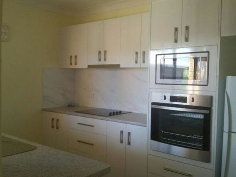 Akuna 8 - Palm Beach Accommodation 2