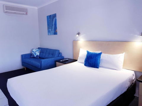 Alara Motor Inn - Palm Beach Accommodation 4