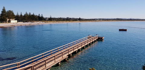 Albany Holiday Units - Palm Beach Accommodation 1