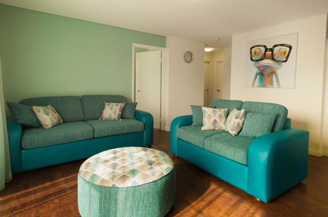 Albany Waves - Palm Beach Accommodation 2