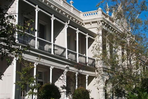 Albert Park Bayside Brilliance GRHM - Palm Beach Accommodation 1