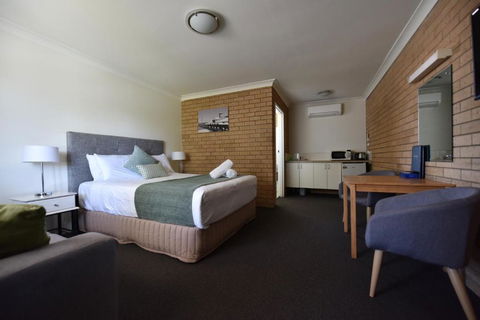 Albury Allawa Motor Inn - Palm Beach Accommodation 1