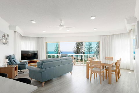 Alex Seaside Resort - Palm Beach Accommodation 2