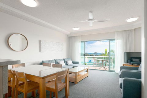 Alex Seaside Resort - Palm Beach Accommodation 4