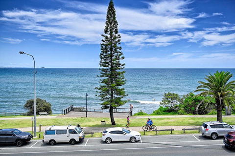 Alexandra Headland Ocean Dream - Stunning View ZA6 - Palm Beach Accommodation 4