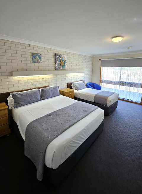 Alfred Motor Inn - Palm Beach Accommodation 3