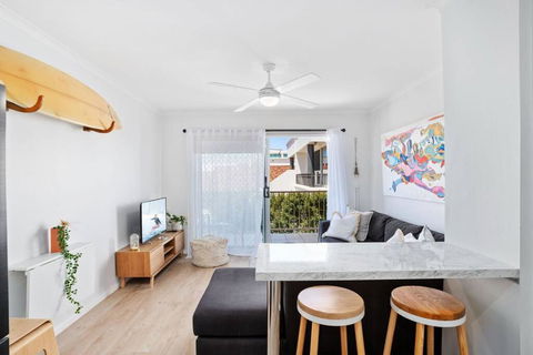 Alfred Street - Hosted By Burleigh Letting - Palm Beach Accommodation 0
