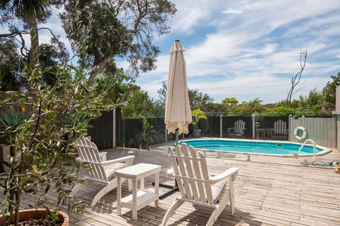 Alfresco Poolside Retreat Rye - Palm Beach Accommodation 0