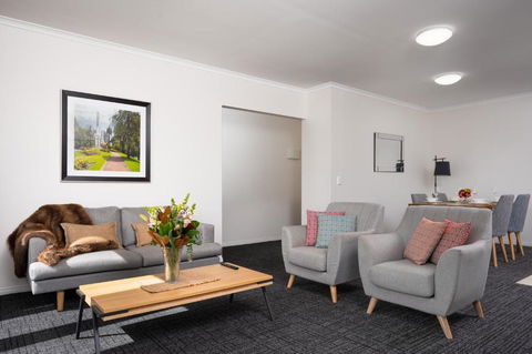 Aligned Corporate Residences Kew - Palm Beach Accommodation 2