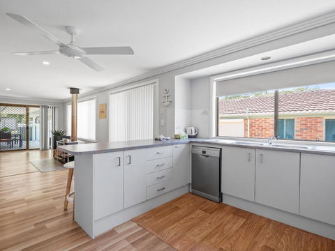 Alka Beach House - Palm Beach Accommodation 4