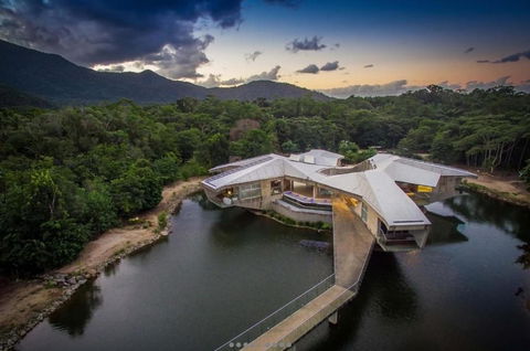 Alkira Daintree Rainforest Luxury Holiday Home With Private Beach - Palm Beach Accommodation 4