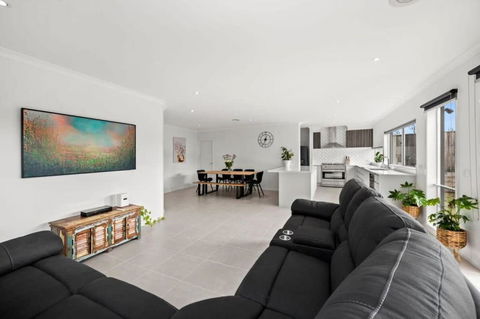 All Day Sunshine And Relaxation -Pet Friendly - Palm Beach Accommodation 1