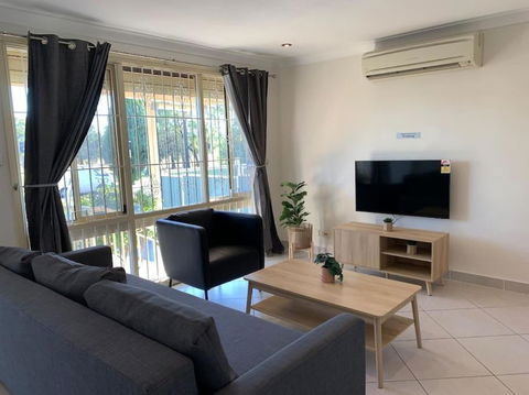 All In 3 Bedrooms,Fairfield West - Palm Beach Accommodation 0