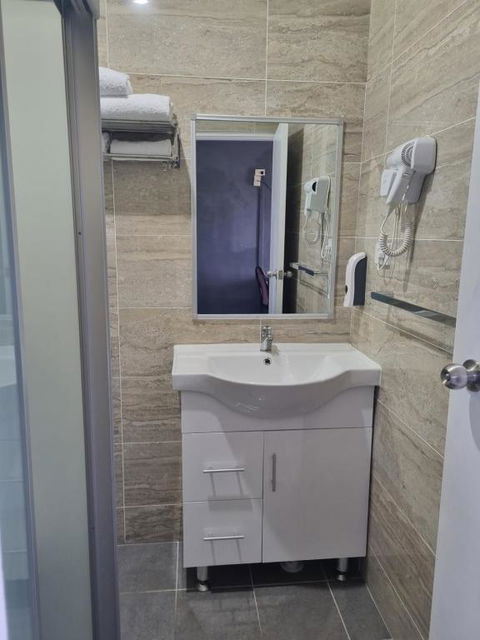 All Seasons Country Lodge - Palm Beach Accommodation 3