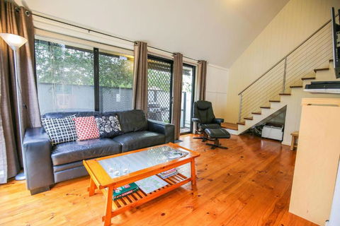 Allambie Cottages - Villa 1 - Palm Beach Accommodation 4