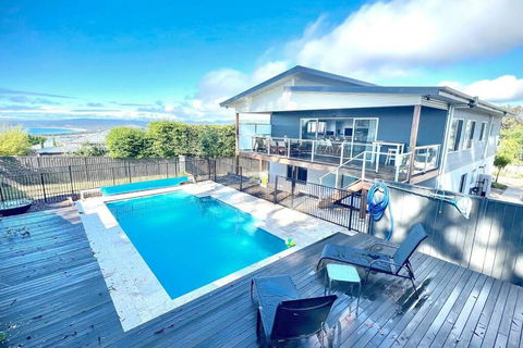 Allawah - 5 Bedroom Luxury Home With A Pool - Palm Beach Accommodation 0