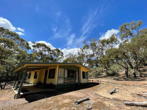 Alligator Lodge - Mount Remarkable National Park - Palm Beach Accommodation 0