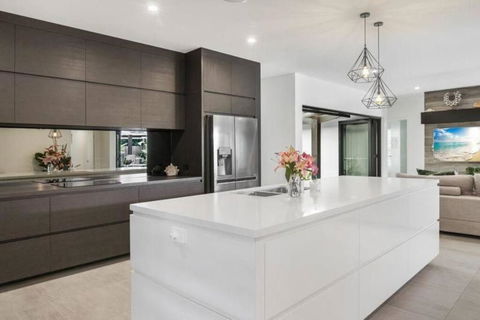 Allure - 4 Bedroom Luxury House In Port Douglas - Palm Beach Accommodation 1