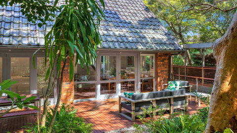 Allure - Bay Views And Wifi - Palm Beach Accommodation 4